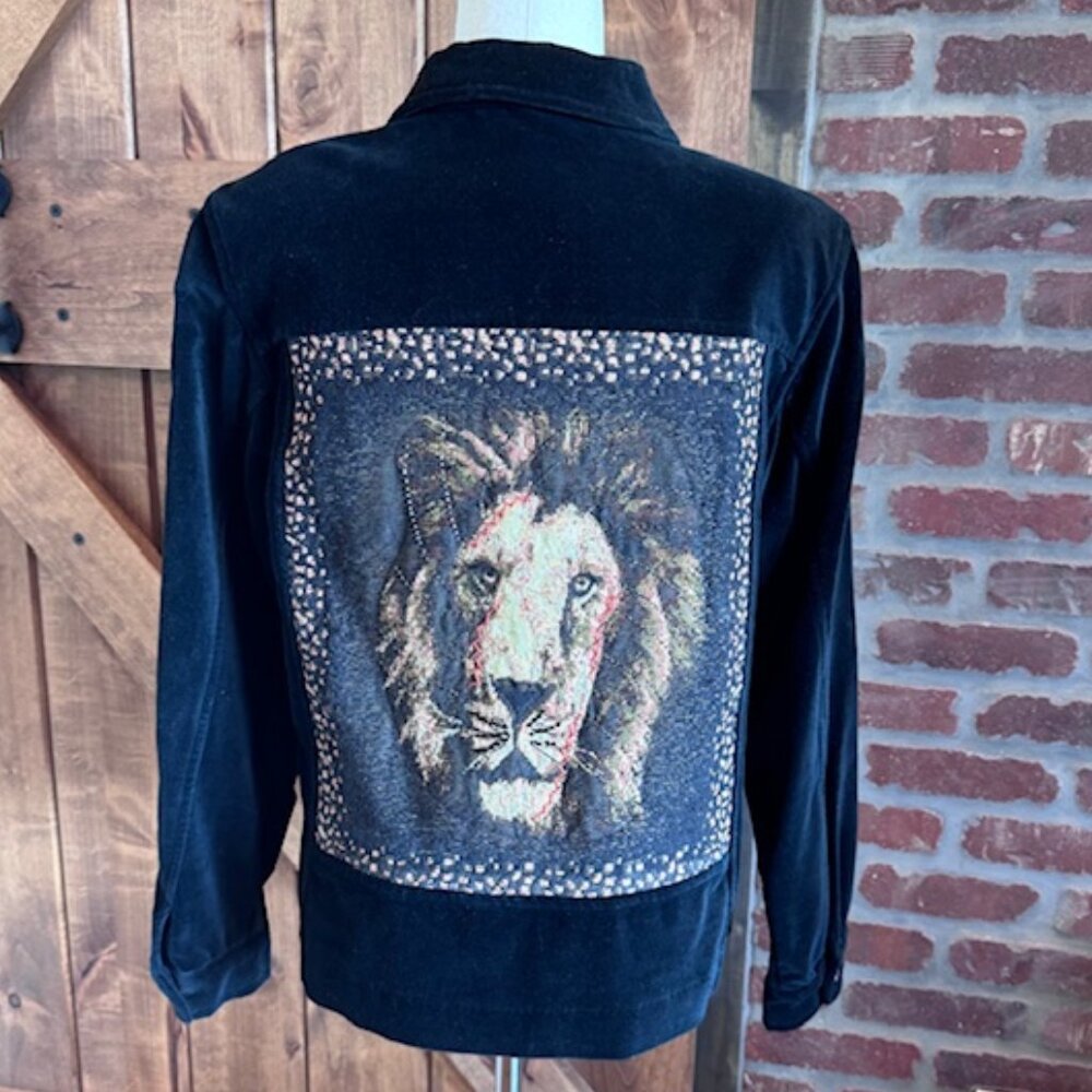 Stonebridge Black Velvet Lion Embellished Long Sleeve Jacket Size M